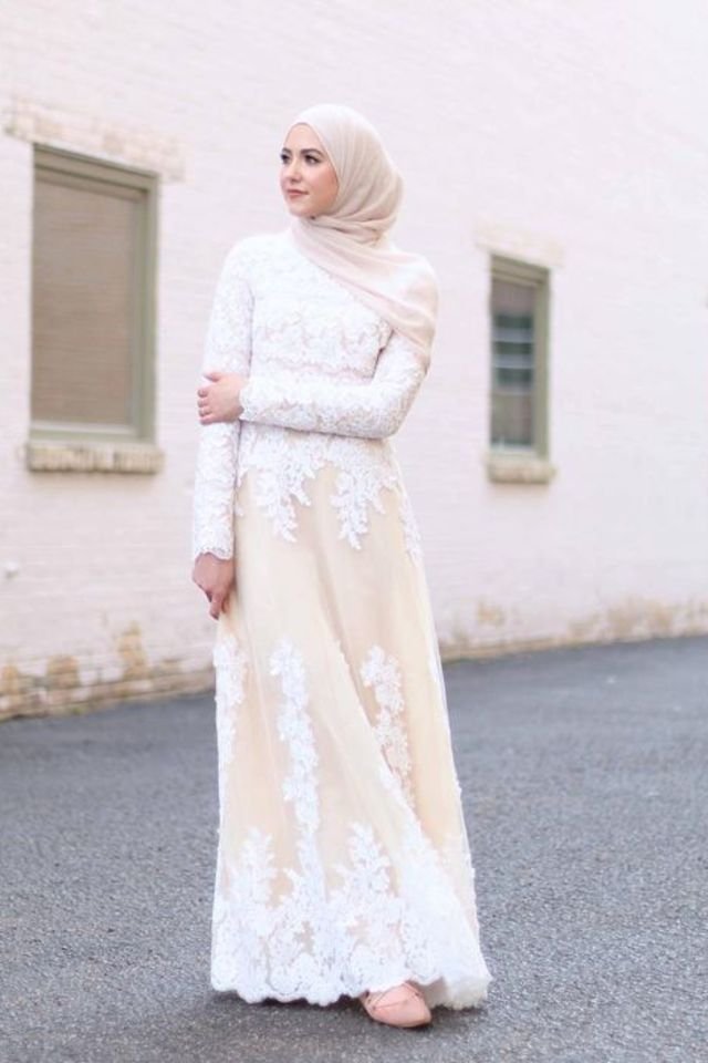 12 looks de hijab  avec robe  longue  chic  et simple pour  