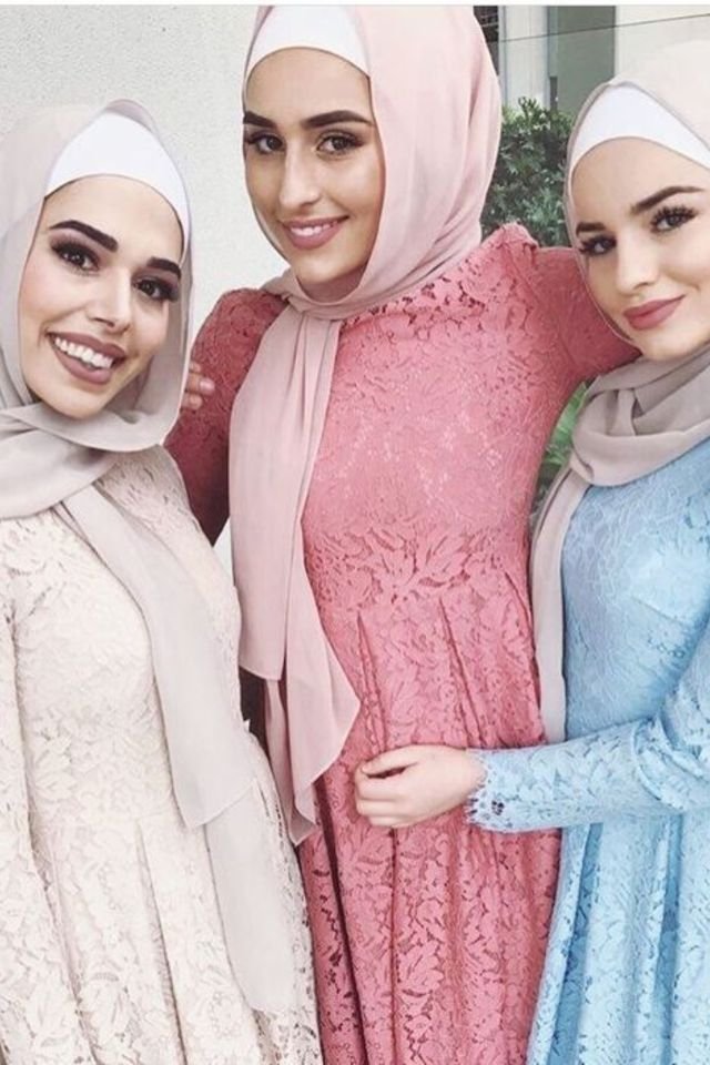 12 looks de hijab  avec  robe  longue chic et simple pour 